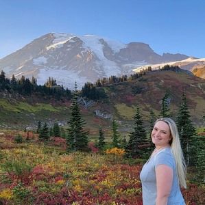 Meet your Posher, Kendra